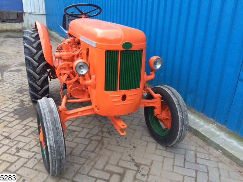 Same DA 30 2WD - Tracteur agricole: photos 2 Same DA 30 2WD - Tracteur agricole: photos 2