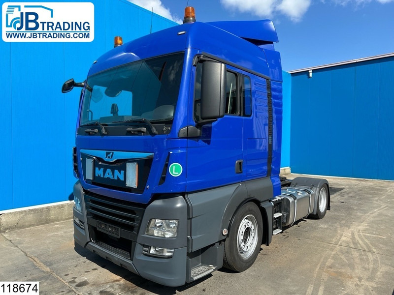 MAN TGX 18 460 EURO 6, Retarder, Standairco - Tracteur routier: photos 1 MAN TGX 18 460 EURO 6, Retarder, Standairco - Tracteur routier: photos 1