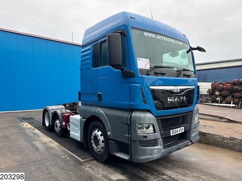 MAN TGX 24 440 6x2, EURO 6, RHD, ADR, Engine defect - Tracteur routier: photos 2 MAN TGX 24 440 6x2, EURO 6, RHD, ADR, Engine defect - Tracteur routier: photos 2
