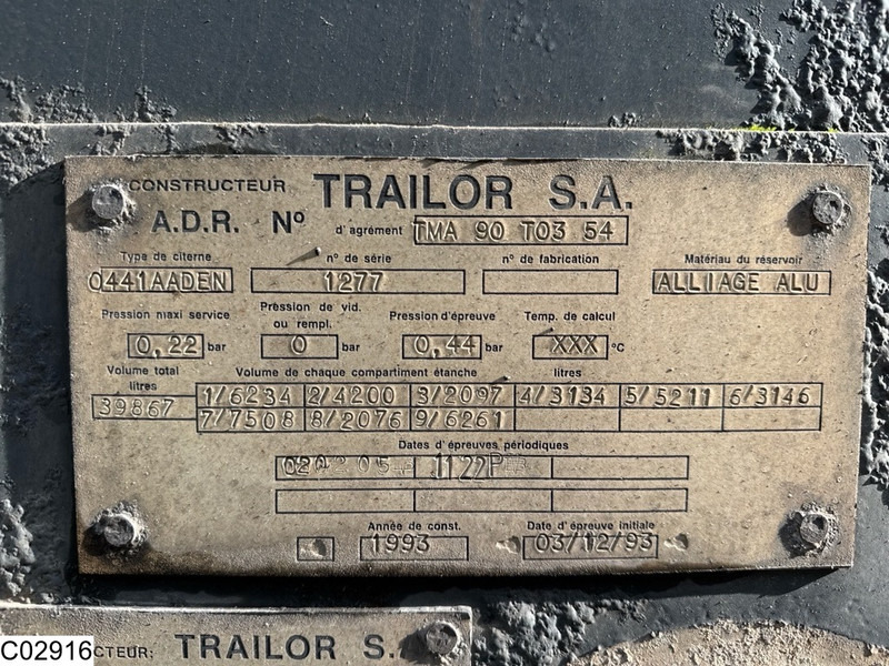 Trailor tank 39867 liter, 9 Comp - Semi-remorque citerne: photos 5 Trailor tank 39867 liter, 9 Comp - Semi-remorque citerne: photos 5