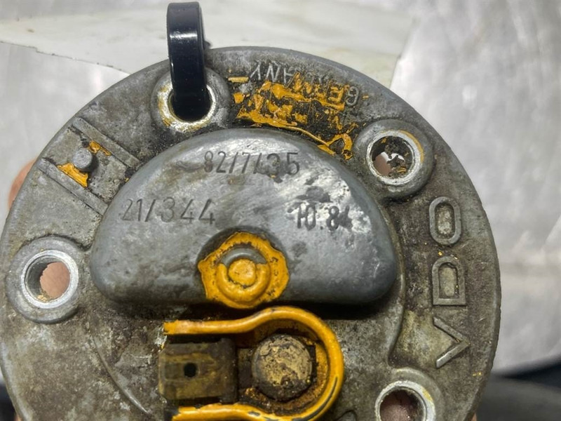 Ahlmann AL6 - Fuel indicator/Tankschwimmer/Tankvlotter - Frame/ Châssis pour Engins de chantier: photos 4 Ahlmann AL6 - Fuel indicator/Tankschwimmer/Tankvlotter - Frame/ Châssis pour Engins de chantier: photos 4