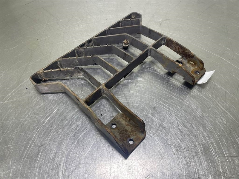 Ahlmann AS900-23120256-Stair panel/Trittstufen/Traptreden - Frame/ Châssis pour Engins de chantier: photos 2 Ahlmann AS900-23120256-Stair panel/Trittstufen/Traptreden - Frame/ Châssis pour Engins de chantier: photos 2