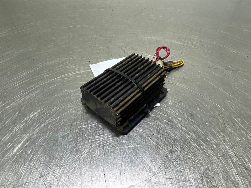 Ahlmann AZ14-4107105A-AC/DC Converter/Spannungswandler - Système électrique pour Engins de chantier: photos 3 Ahlmann AZ14-4107105A-AC/DC Converter/Spannungswandler - Système électrique pour Engins de chantier: photos 3