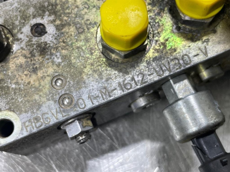 Ahlmann AZ14-4109705A-HBGVL-01-M-1612-UV30-V-Servo valve - Hydraulique pour Engins de chantier: photos 5 Ahlmann AZ14-4109705A-HBGVL-01-M-1612-UV30-V-Servo valve - Hydraulique pour Engins de chantier: photos 5