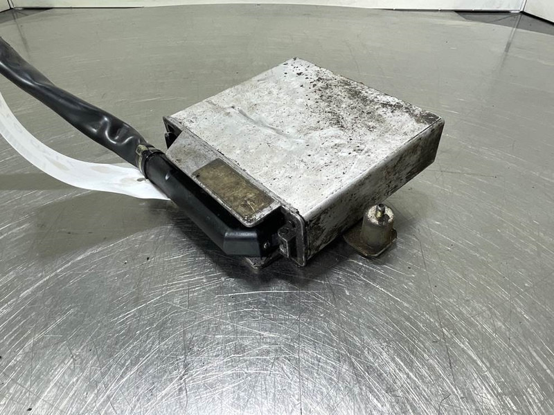 Ahlmann AZ14-ZF EST-34 (24V)-ECU/Control box/Steuermodul - Système électrique pour Engins de chantier: photos 1 Ahlmann AZ14-ZF EST-34 (24V)-ECU/Control box/Steuermodul - Système électrique pour Engins de chantier: photos 1