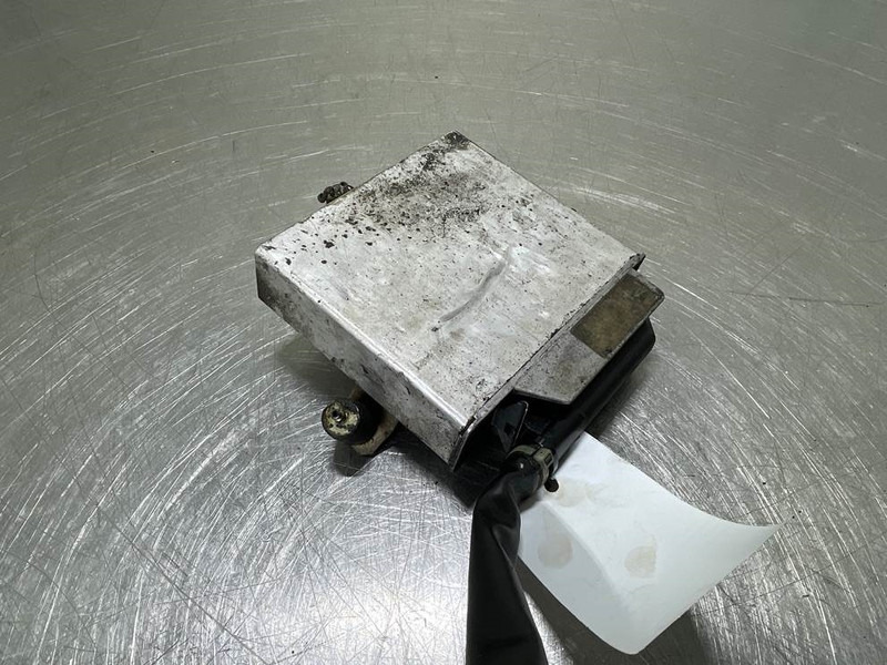 Ahlmann AZ14-ZF EST-34 (24V)-ECU/Control box/Steuermodul - Système électrique pour Engins de chantier: photos 4 Ahlmann AZ14-ZF EST-34 (24V)-ECU/Control box/Steuermodul - Système électrique pour Engins de chantier: photos 4