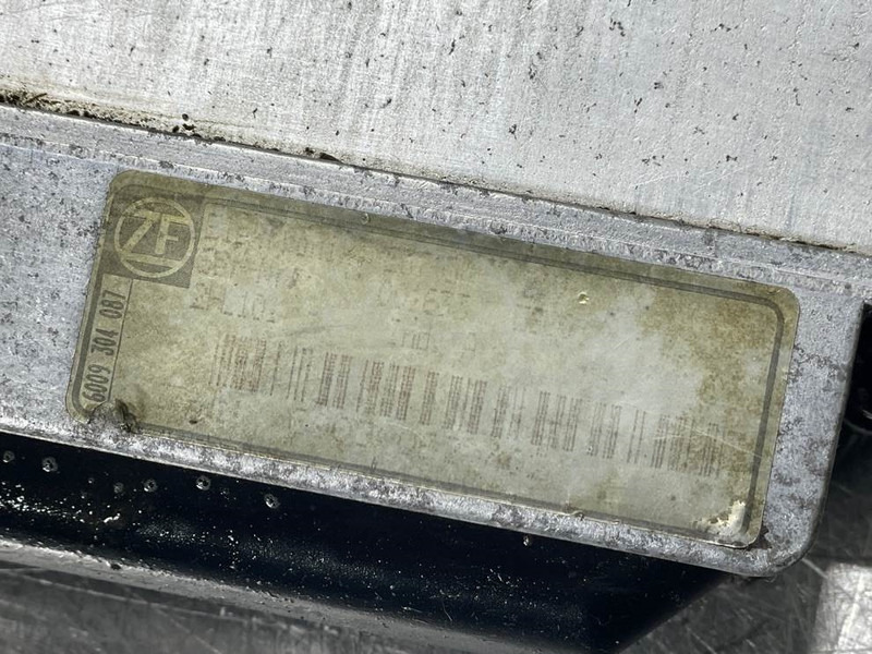 Ahlmann AZ14-ZF EST-34 (24V)-ECU/Control box/Steuermodul - Système électrique pour Engins de chantier: photos 5 Ahlmann AZ14-ZF EST-34 (24V)-ECU/Control box/Steuermodul - Système électrique pour Engins de chantier: photos 5
