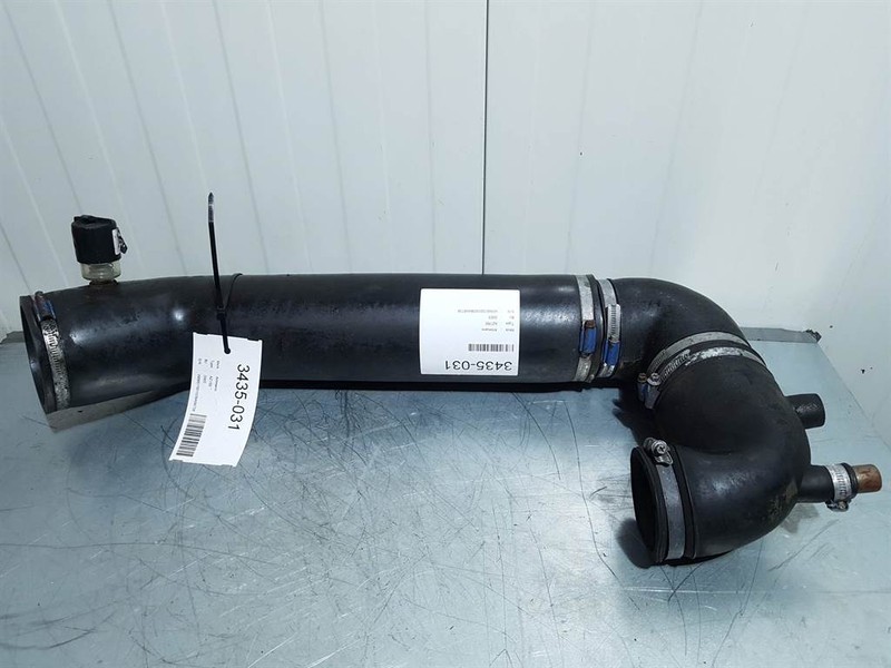 Ahlmann AZ150-4100290A-Air filter hose/Luftfilterschlauch - Moteur et pièces pour Engins de chantier: photos 1 Ahlmann AZ150-4100290A-Air filter hose/Luftfilterschlauch - Moteur et pièces pour Engins de chantier: photos 1