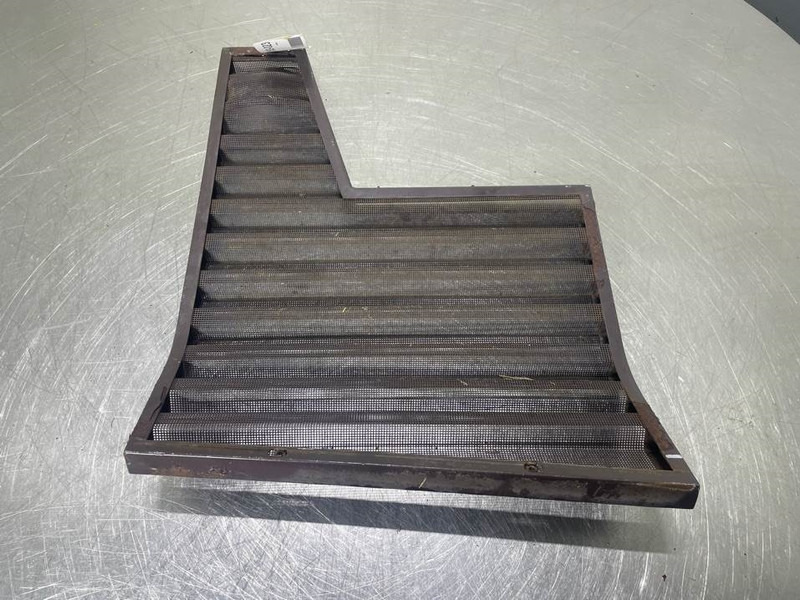 Ahlmann AZ150-4180101A-Hood/Haube/Seitengitter/Kap - Frame/ Châssis pour Engins de chantier: photos 2 Ahlmann AZ150-4180101A-Hood/Haube/Seitengitter/Kap - Frame/ Châssis pour Engins de chantier: photos 2