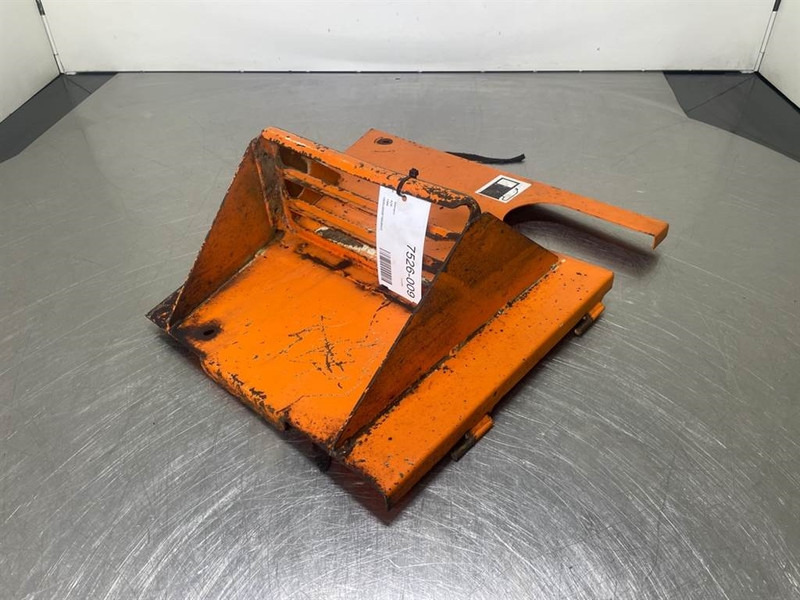 Ahlmann AZ6-4139383O-Stair panel/Trittstufen/Traptreden - Frame/ Châssis pour Engins de chantier: photos 2 Ahlmann AZ6-4139383O-Stair panel/Trittstufen/Traptreden - Frame/ Châssis pour Engins de chantier: photos 2