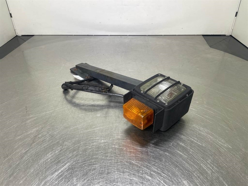 Ahlmann AZ6-4145335O/4193448A-Light/Leuchte/Verlichting - Système électrique pour Engins de chantier: photos 4 Ahlmann AZ6-4145335O/4193448A-Light/Leuchte/Verlichting - Système électrique pour Engins de chantier: photos 4