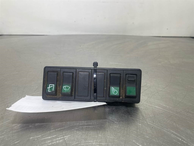 Ahlmann AZ6 - Switch/Schalter/Schakelaars - Système électrique pour Engins de chantier: photos 1 Ahlmann AZ6 - Switch/Schalter/Schakelaars - Système électrique pour Engins de chantier: photos 1