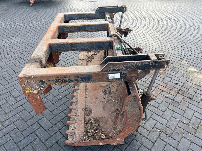 Ahlmann AZ9/AZ10-Silage cutter/Silageschneider/Pelikaanbak - Matériel d'ensilage: photos 4 Ahlmann AZ9/AZ10-Silage cutter/Silageschneider/Pelikaanbak - Matériel d'ensilage: photos 4