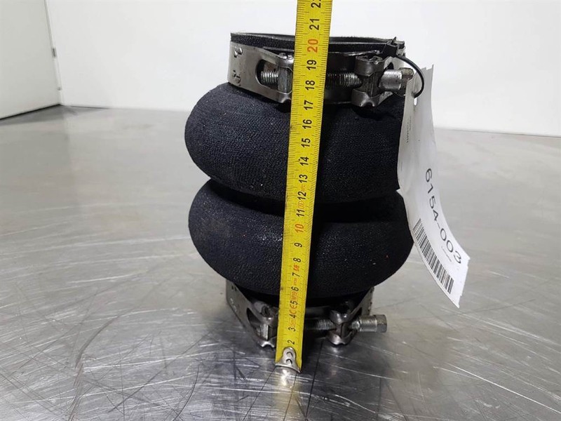 Atlas 1704MH - Air hose/Luftschläuch/Luchtslang - Moteur et pièces pour Engins de chantier: photos 3 Atlas 1704MH - Air hose/Luftschläuch/Luchtslang - Moteur et pièces pour Engins de chantier: photos 3
