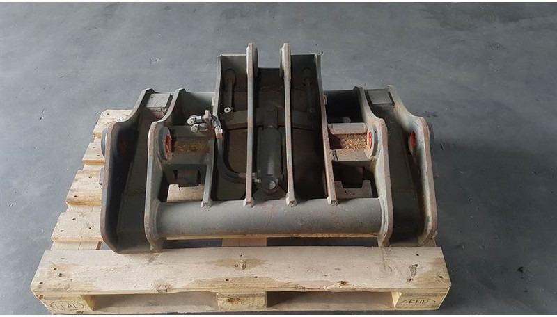 Cat -Verachtert SW2005-Quick coupler/Schnellwechsler - Attache rapide: photos 4 Cat -Verachtert SW2005-Quick coupler/Schnellwechsler - Attache rapide: photos 4