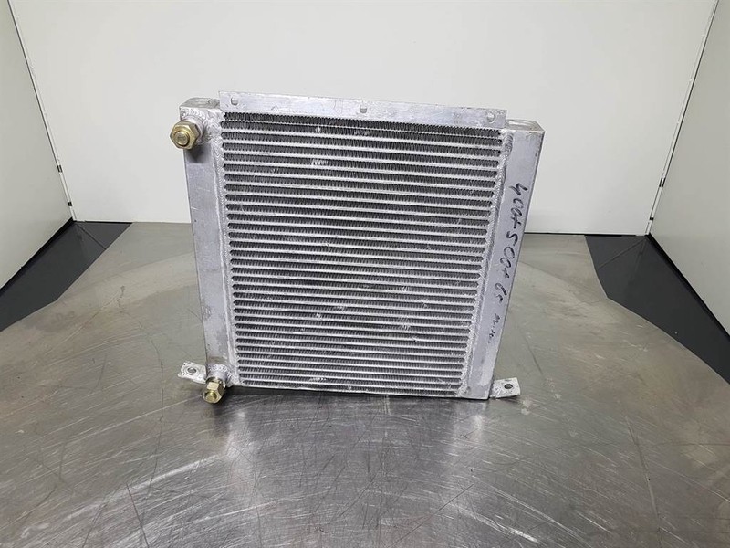 Demag SC30DS-Cooler/Kühler/Koeler - Moteur et pièces pour Engins de chantier: photos 1 Demag SC30DS-Cooler/Kühler/Koeler - Moteur et pièces pour Engins de chantier: photos 1