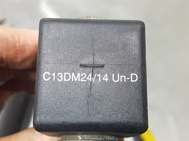 JCB 426E AGRI HT-25/222746-Valve/Ventile/Ventiel - Hydraulique pour Engins de chantier: photos 5 JCB 426E AGRI HT-25/222746-Valve/Ventile/Ventiel - Hydraulique pour Engins de chantier: photos 5