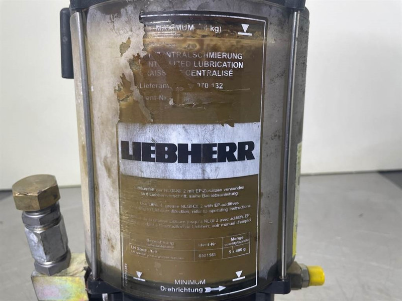 Liebherr A934C-10228443-Lubricating pump/Vetsmeerpomp - Frame/ Châssis pour Engins de chantier: photos 3 Liebherr A934C-10228443-Lubricating pump/Vetsmeerpomp - Frame/ Châssis pour Engins de chantier: photos 3