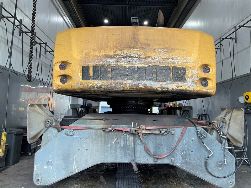 Liebherr LH 80 - (For parts) - Pelle de manutention: photos 5 Liebherr LH 80 - (For parts) - Pelle de manutention: photos 5