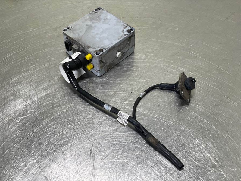 Liebherr LH24M-94009626-Sicherungskasten/Zekeringkast - Système électrique pour Engins de chantier: photos 2 Liebherr LH24M-94009626-Sicherungskasten/Zekeringkast - Système électrique pour Engins de chantier: photos 2
