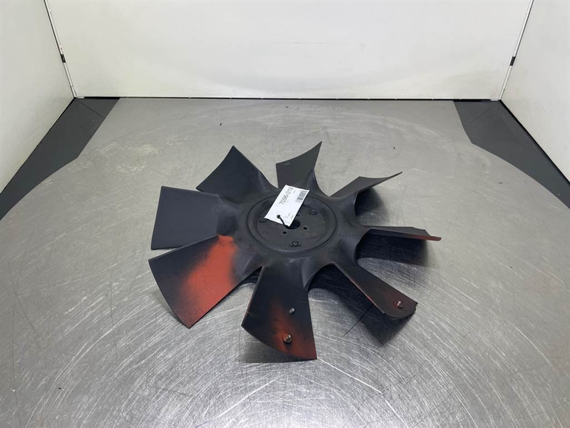 New Holland W110C-87700024-Fan/Lüfterrad/Koelvin - Moteur pour Engins de chantier: photos 1 New Holland W110C-87700024-Fan/Lüfterrad/Koelvin - Moteur pour Engins de chantier: photos 1