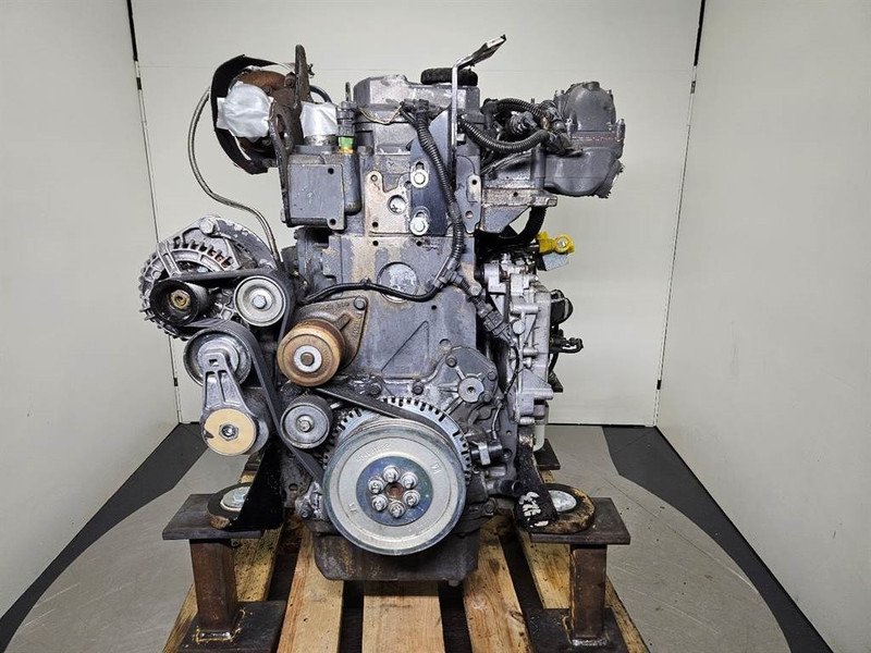 New Holland W110C-FPT F4HFE413J-Engine/Motor - Moteur pour Engins de chantier: photos 3 New Holland W110C-FPT F4HFE413J-Engine/Motor - Moteur pour Engins de chantier: photos 3
