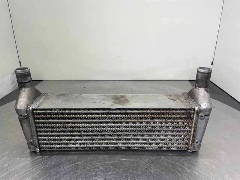 New Holland W110C - Intercooler/Kühler/Koeler - Moteur pour Engins de chantier: photos 1 New Holland W110C - Intercooler/Kühler/Koeler - Moteur pour Engins de chantier: photos 1
