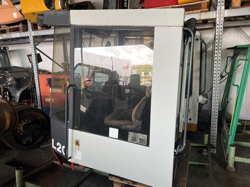 O & K L20I - Cabin/Kabine/Cabine - Cabine et intérieur pour Engins de chantier: photos 2 O & K L20I - Cabin/Kabine/Cabine - Cabine et intérieur pour Engins de chantier: photos 2
