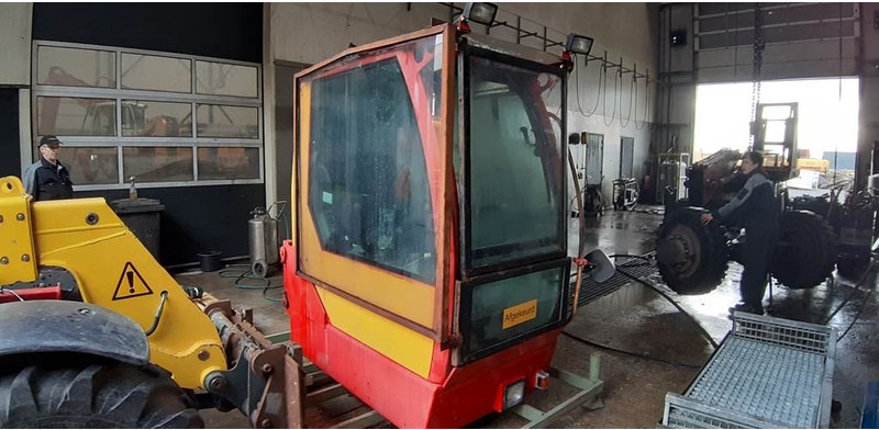 O & K MH 6.5 - Cabin/Kabine/Cabine - Cabine et intérieur pour Engins de chantier: photos 3 O & K MH 6.5 - Cabin/Kabine/Cabine - Cabine et intérieur pour Engins de chantier: photos 3