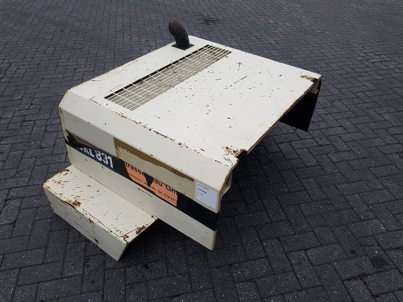 Schaeff SKL831 - Engine hood/Motorhaube/Motorkap - Frame/ Châssis pour Engins de chantier: photos 4 Schaeff SKL831 - Engine hood/Motorhaube/Motorkap - Frame/ Châssis pour Engins de chantier: photos 4