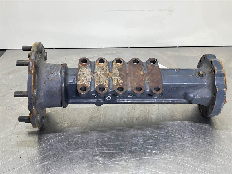 Schaeff SKL834-ZF AP-R715-4472404157A-Axle housing - Essieu et pièces pour Engins de chantier: photos 1 Schaeff SKL834-ZF AP-R715-4472404157A-Axle housing - Essieu et pièces pour Engins de chantier: photos 1