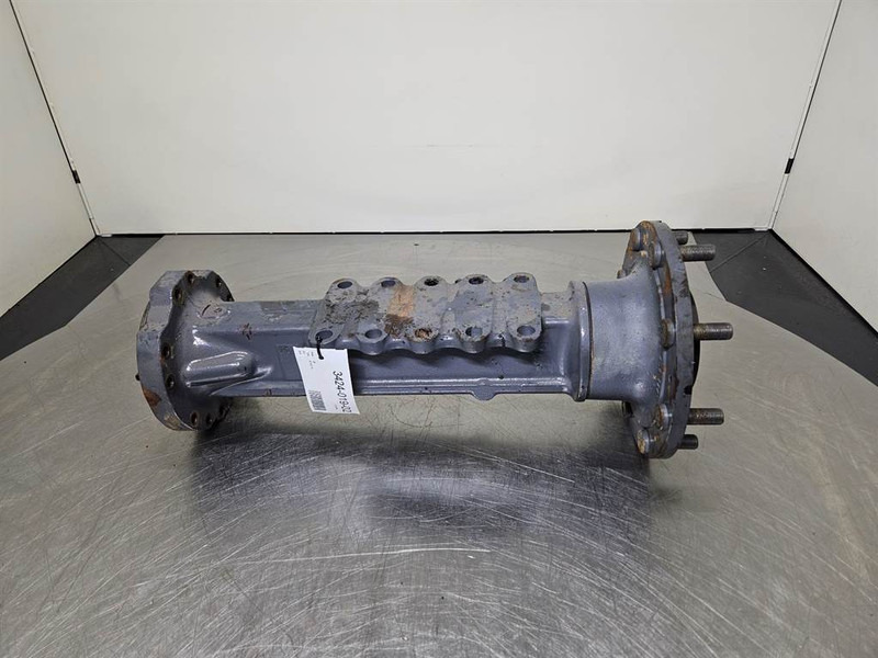 Schaeff SKL834-ZF AP-R715-Axle housing/Achskörper - Essieu et pièces pour Engins de chantier: photos 1 Schaeff SKL834-ZF AP-R715-Axle housing/Achskörper - Essieu et pièces pour Engins de chantier: photos 1
