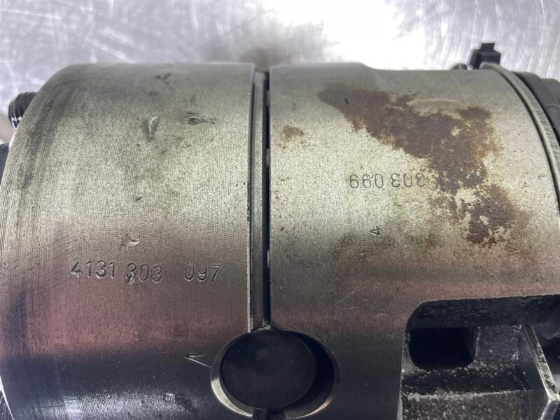 Schaeff SKL853-ZF AP-R735/P4-4131303097-Differential - Essieu et pièces pour Engins de chantier: photos 4 Schaeff SKL853-ZF AP-R735/P4-4131303097-Differential - Essieu et pièces pour Engins de chantier: photos 4