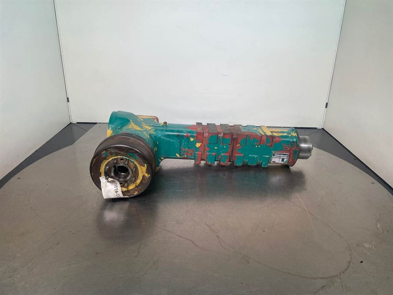 Schaeff SKL853-ZF AP-R735/P4-Axle housing/Achskörper - Essieu et pièces pour Engins de chantier: photos 1 Schaeff SKL853-ZF AP-R735/P4-Axle housing/Achskörper - Essieu et pièces pour Engins de chantier: photos 1