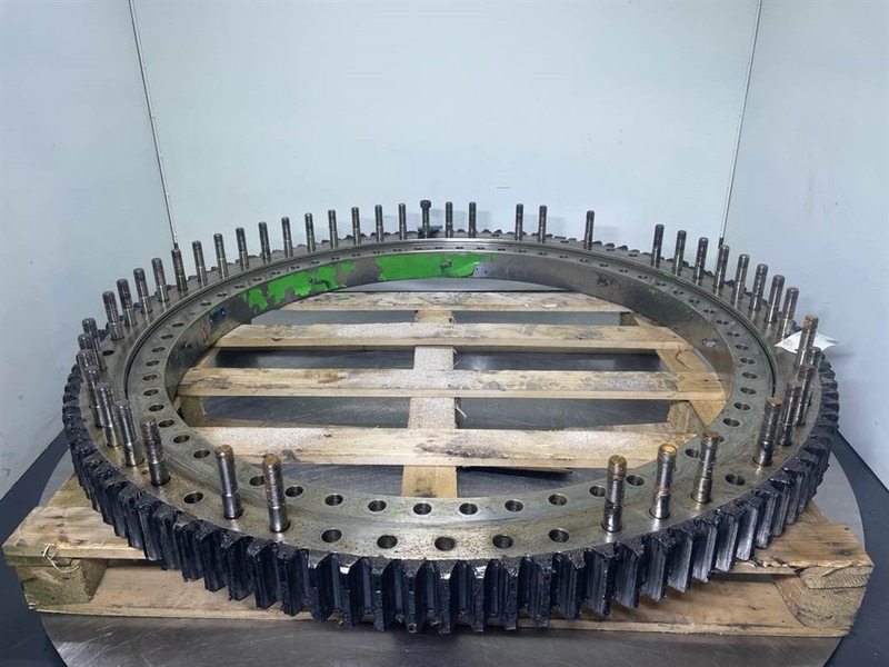 Sennebogen 835E-127775-Slewing ring/Drehkranz/Draaikrans - Frame/ Châssis pour Engins de chantier: photos 1 Sennebogen 835E-127775-Slewing ring/Drehkranz/Draaikrans - Frame/ Châssis pour Engins de chantier: photos 1