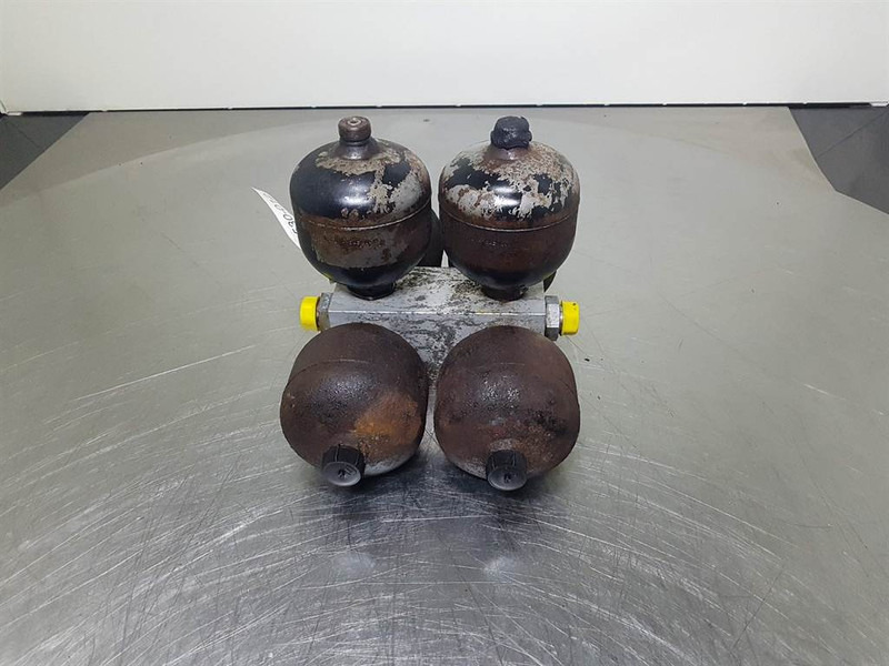 Terex TL210-Hydac SBO250-0,75E1/112U-Accumulator - Hydraulique pour Engins de chantier: photos 2 Terex TL210-Hydac SBO250-0,75E1/112U-Accumulator - Hydraulique pour Engins de chantier: photos 2