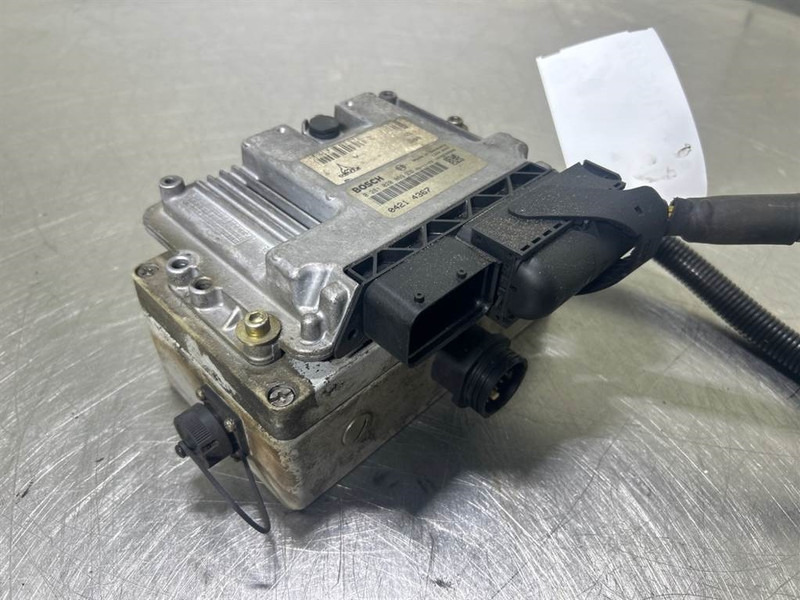 Terex TW150-6105408/6086501-ECU/Control box/Steuermodul - Système électrique pour Engins de chantier: photos 5 Terex TW150-6105408/6086501-ECU/Control box/Steuermodul - Système électrique pour Engins de chantier: photos 5