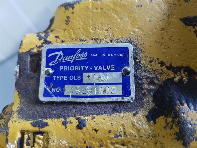 Zeppelin ZL10B-152B1102-Sauer Danfoss OLS160-Priority valve - Hydraulique: photos 2 Zeppelin ZL10B-152B1102-Sauer Danfoss OLS160-Priority valve - Hydraulique: photos 2
