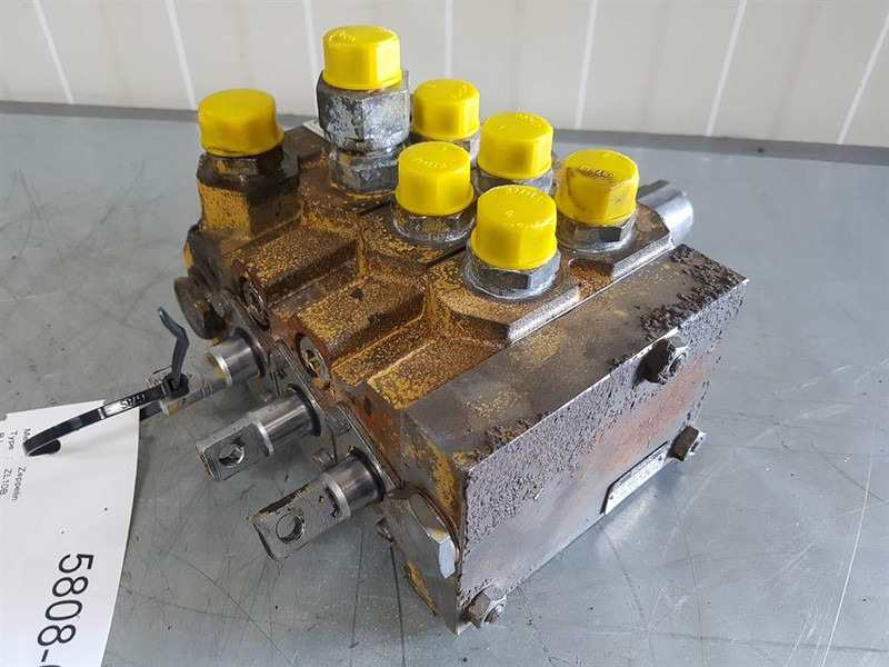 Zeppelin ZL10B-Bosch 0528113009-Valve/Ventile/Ventiel - Hydraulique pour Engins de chantier: photos 1 Zeppelin ZL10B-Bosch 0528113009-Valve/Ventile/Ventiel - Hydraulique pour Engins de chantier: photos 1