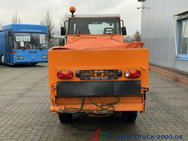 Multicar Kiefer Boki Winterdienst Streuer + Besen 23 TKM - Balayeuse de voirie: photos 3 Multicar Kiefer Boki Winterdienst Streuer + Besen 23 TKM - Balayeuse de voirie: photos 3