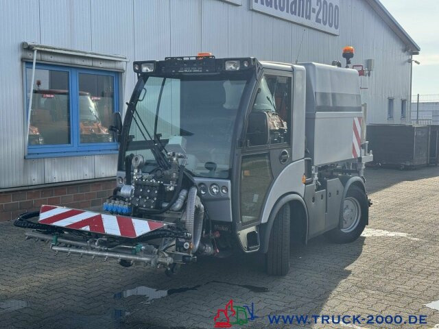 Balayeuse de voirie Multicar Tremo X56 4x4 Straßen -Flächenreiniger 300 Bar: photos 9