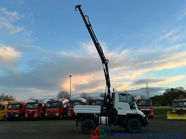 Unimog U 300 4x4 mit Kran Nur 78.144 KM zGG.7.490Kg. - Fourgon plateau: photos 3 Unimog U 300 4x4 mit Kran Nur 78.144 KM zGG.7.490Kg. - Fourgon plateau: photos 3
