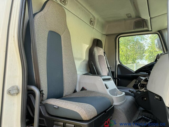 Volvo FL16 250 Tiefkühler MOTORSCHADEN / ENGINE BROKEN - Camion frigorifique: photos 2 Volvo FL16 250 Tiefkühler MOTORSCHADEN / ENGINE BROKEN - Camion frigorifique: photos 2