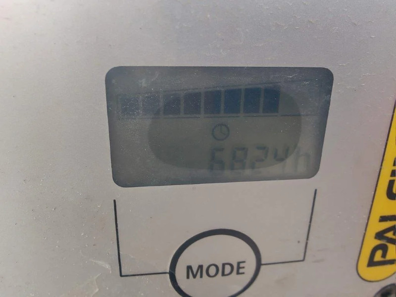 Camion ampliroll, Camion grue MAN TGL 12.250 Containersysteem met kraan Palfinger PK9001 + Remote: photos 10 Camion ampliroll, Camion grue MAN TGL 12.250 Containersysteem met kraan Palfinger PK9001 + Remote: photos 10