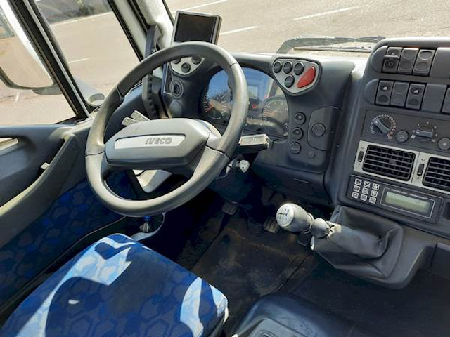 Iveco 120EL22 EUROCARGO - Camion frigorifique: photos 5 Iveco 120EL22 EUROCARGO - Camion frigorifique: photos 5