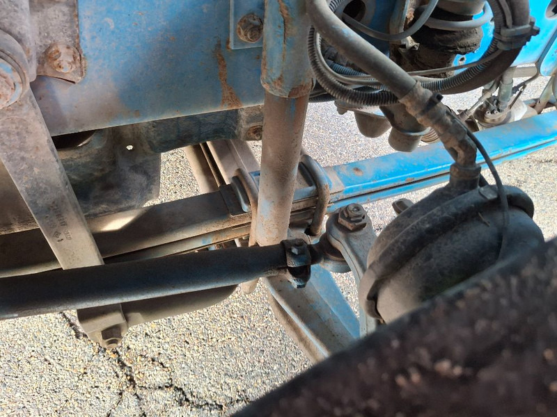 Renault MIDLUM 280DXI - Camion citerne: photos 2 Renault MIDLUM 280DXI - Camion citerne: photos 2