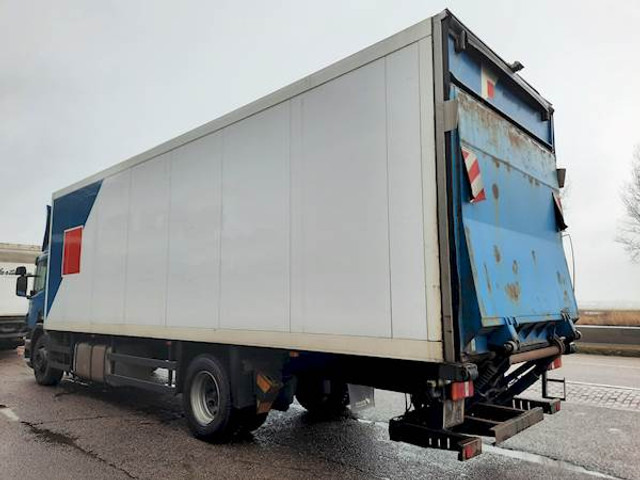 Scania P 270 DB4X2MNB - Camion frigorifique: photos 4 Scania P 270 DB4X2MNB - Camion frigorifique: photos 4