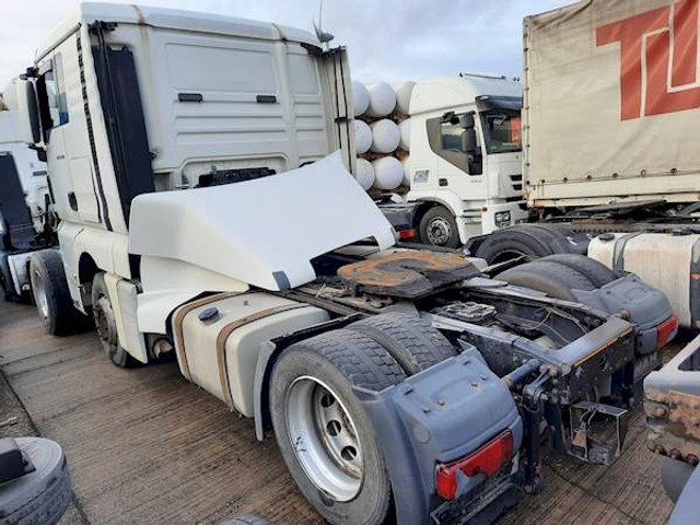 MAN TGX 18.400 - Tracteur routier: photos 4 MAN TGX 18.400 - Tracteur routier: photos 4