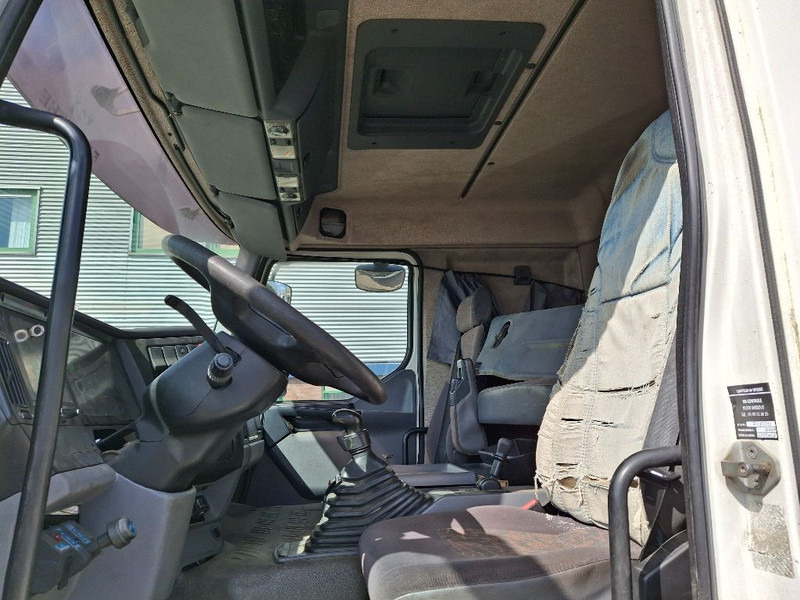 Renault 420DCI - Tracteur routier: photos 3 Renault 420DCI - Tracteur routier: photos 3