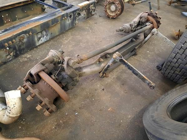 Volvo FAT7.5 - Essieu avant pour Camion: photos 4 Volvo FAT7.5 - Essieu avant pour Camion: photos 4